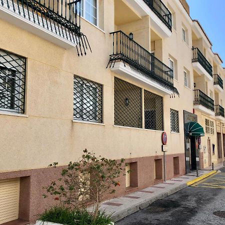 尼娜德奥罗公寓酒店 托雷莫利诺斯 外观 照片